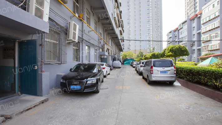 和平花苑外景图