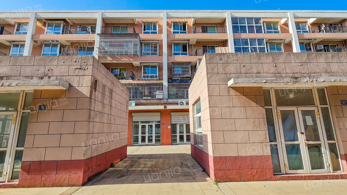 南龙公寓外景图