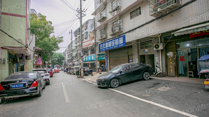 望城坡天顶乡燕山村全部外景图