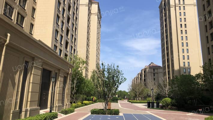 融创臻园外景图