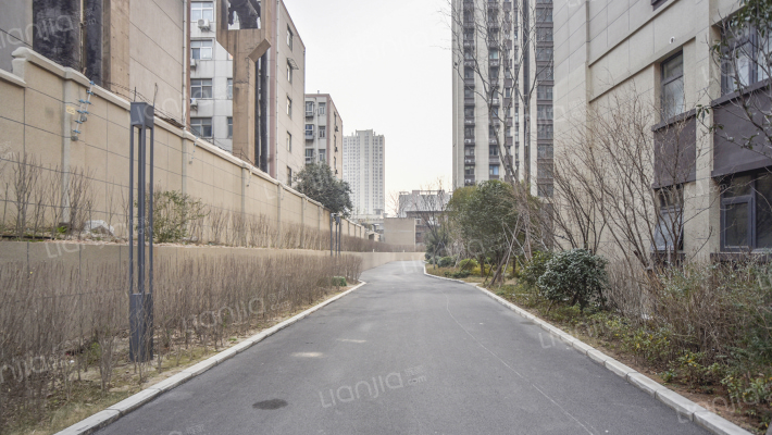 五建新街坊5号院外景图