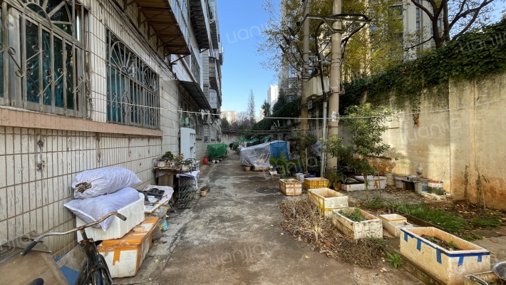 松滇小区外景图