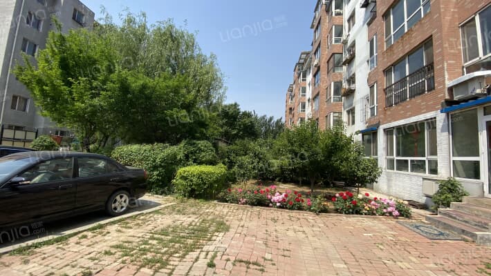 皇家御院外景图