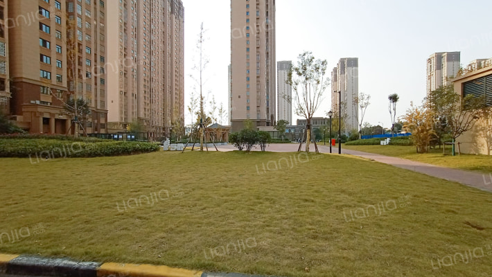 人和花园3号院外景图