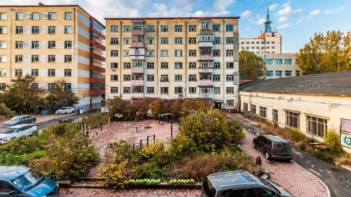 黑龙江大学南校区六号住宅楼外景图