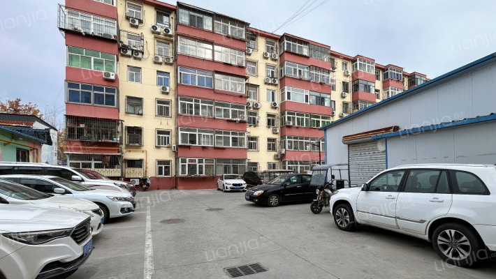 机井队宿舍楼外景图