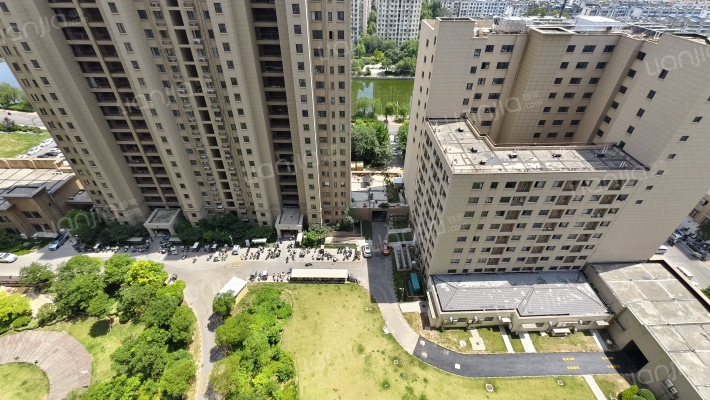 书香华府一期外景图