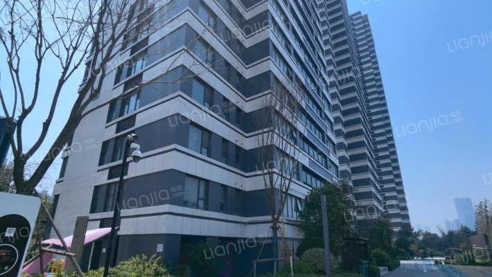 天赋雲海外景图