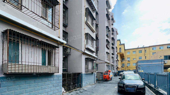 新桥大街56号院外景图