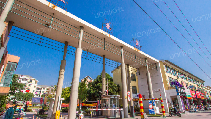 润江花苑外景图