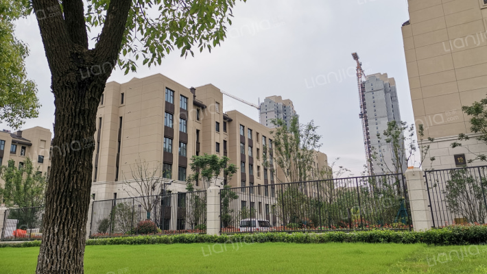 雅居乐万科中央公园外景图