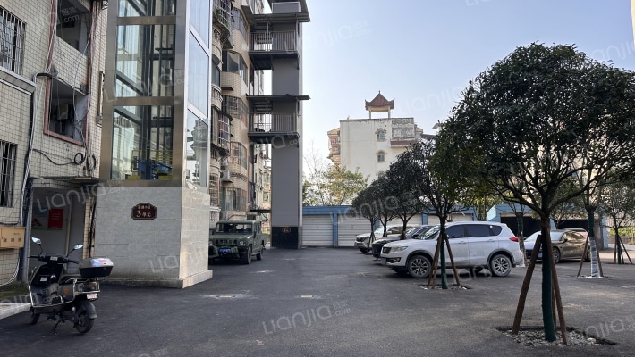 翠湖小区外景图