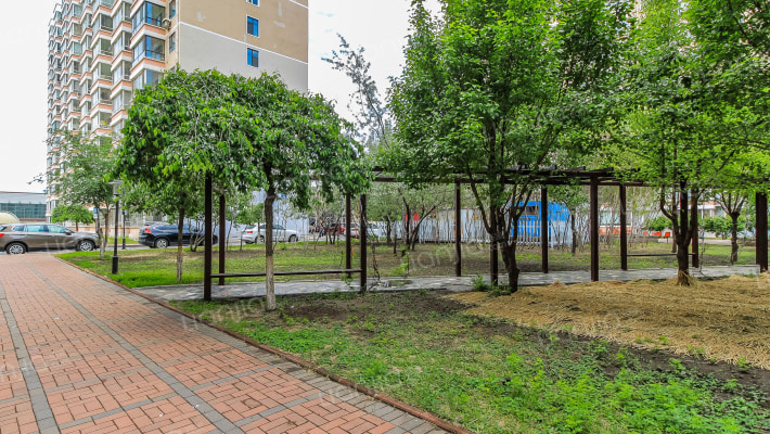 东师南园小区外景图