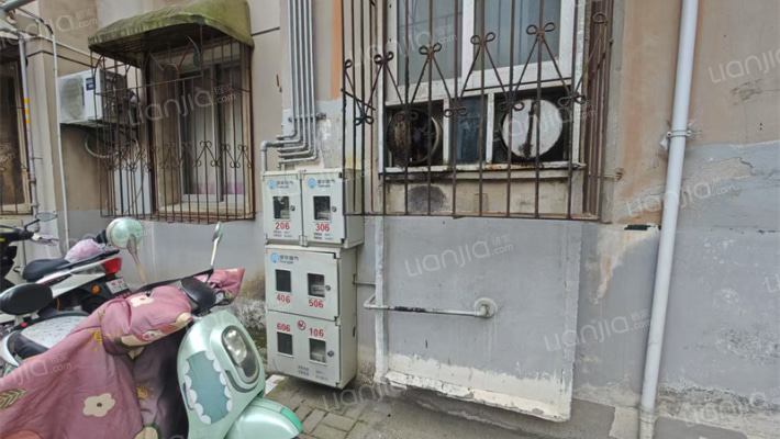 健康路53号外景图