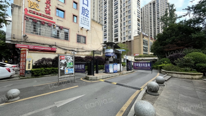 清镇中央公园外景图