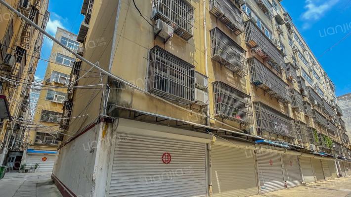 红旗小区B区外景图