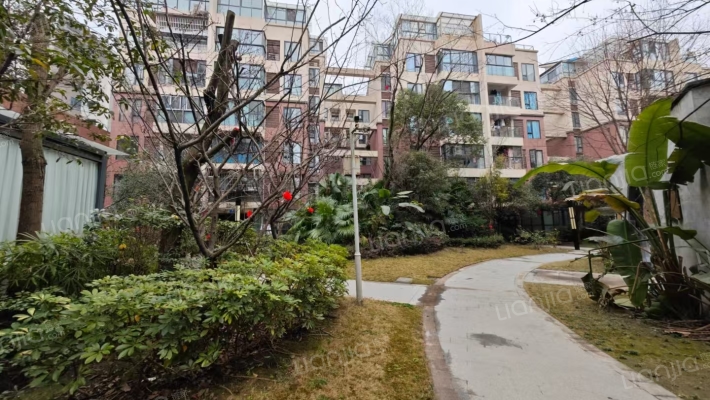 蓉晶公馆外景图