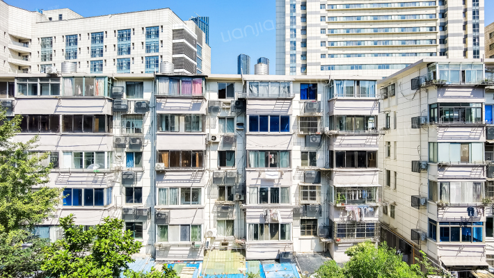 槐树巷小区外景图