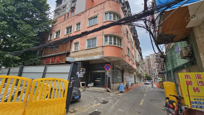 三角综合楼小区外景图