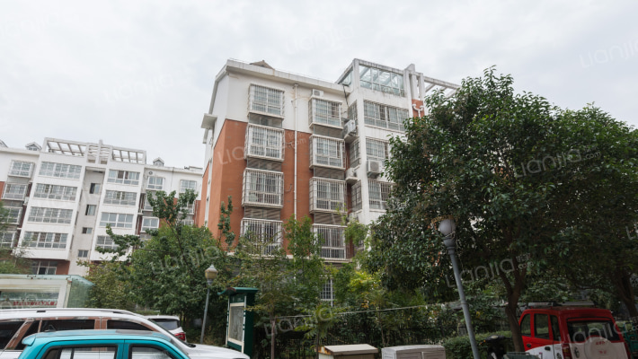 芳邻一品北区外景图