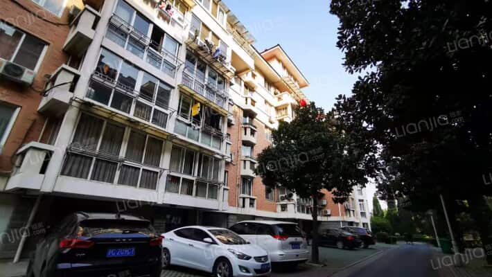 天河富春湾小区外景图