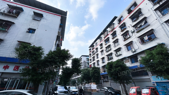 皮鞋城北一街5号外景图