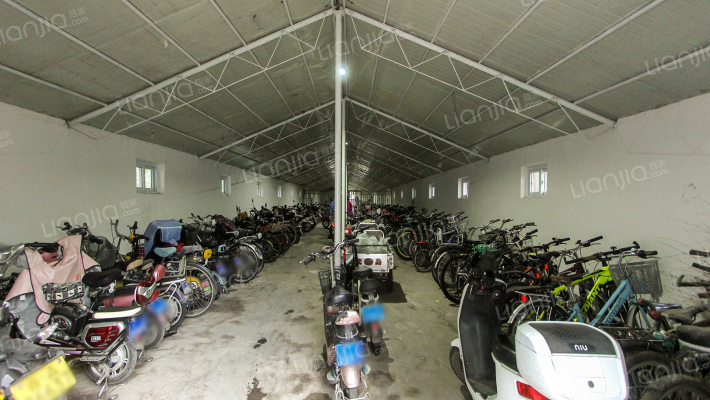 林业大学宿舍外景图