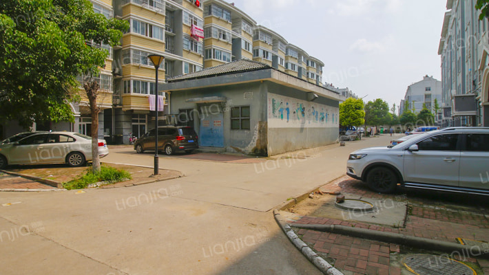 西贺花园东区外景图