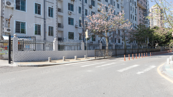 海监宿舍外景图