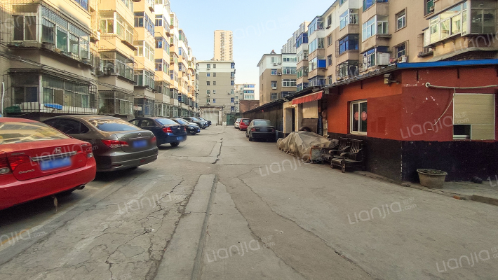 北城建宿舍外景图