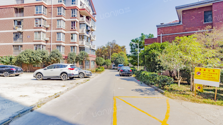 龙辰丽湾外景图