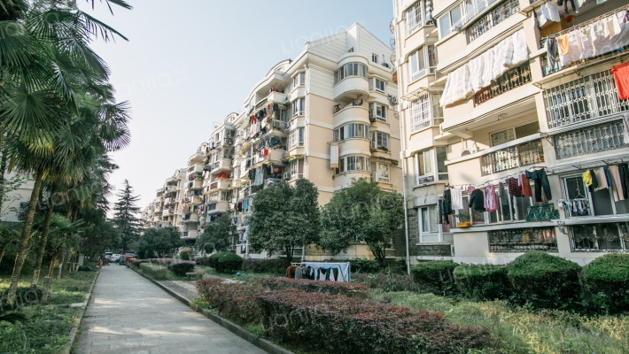 嘉南公寓影池居外景图