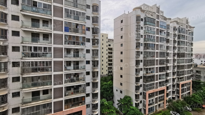 海韵警苑外景图