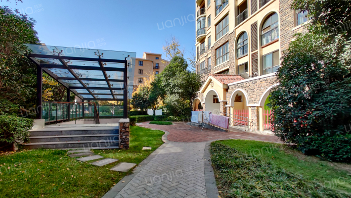 御锦城水岸云萃外景图