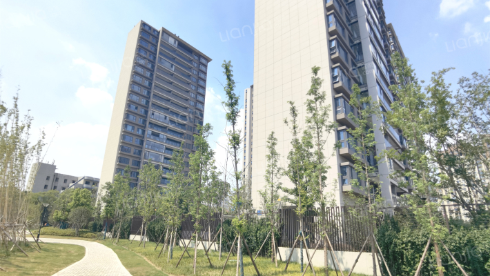 星合中山玖里外景图