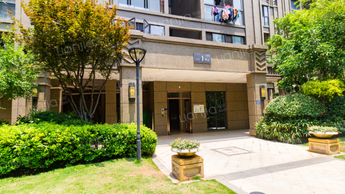 龙湖湘风原著B1区外景图