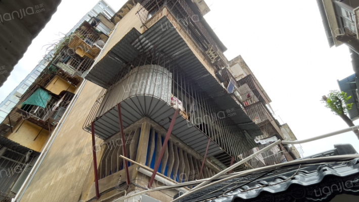 南宁天恒电影有限责任公司宿舍外景图