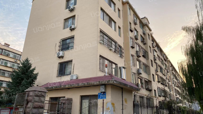 英雄山路211-1号外景图