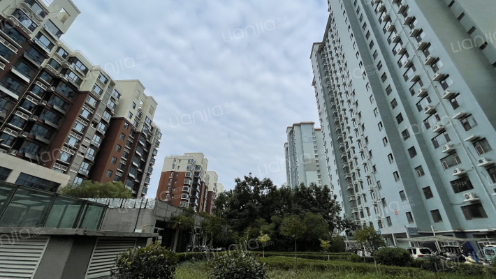 卓昱北苑外景图