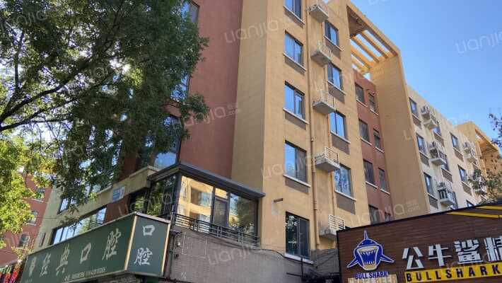 万科金色家园外景图