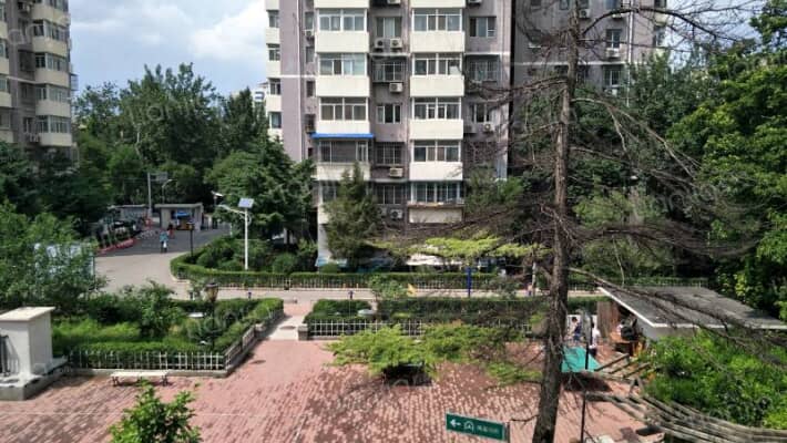 扣钟北里东区外景图