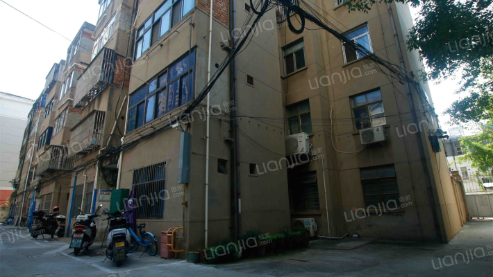 市外经委宿舍外景图