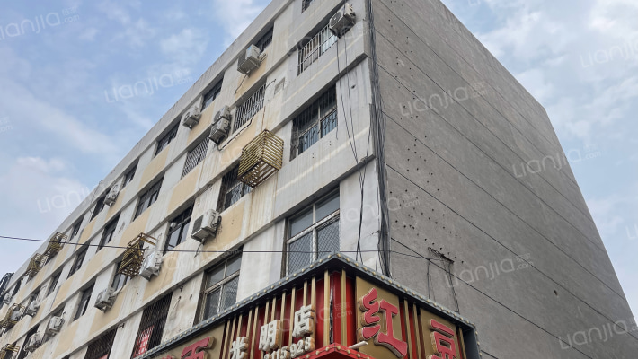 苏曹乡政府家属楼外景图