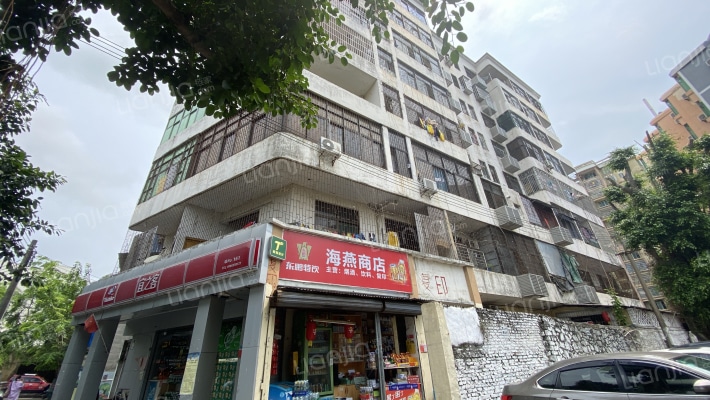 下坎村石堀加登楼外景图