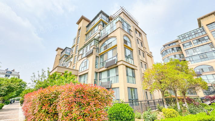 山景叠院外景图