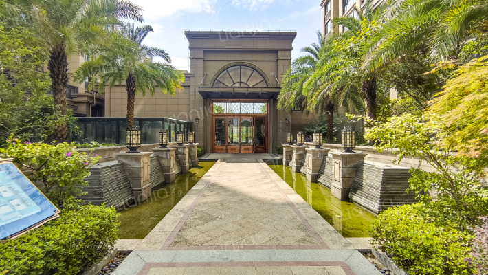 中梁香缇华府外景图