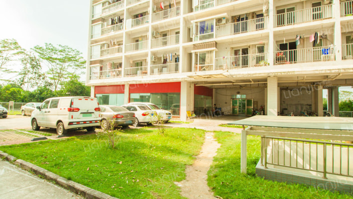 景园公寓外景图