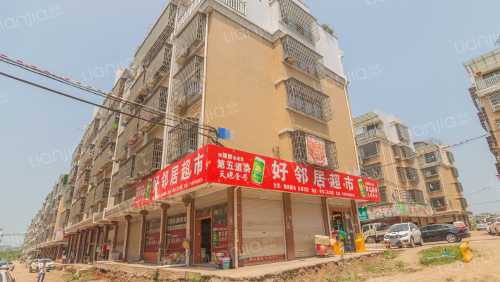 季宅二区外景图