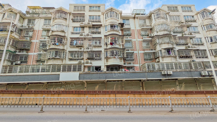 秋居南区外景图