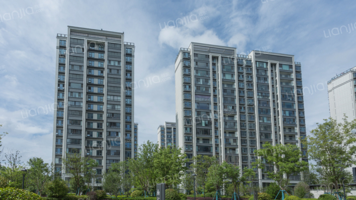 中铁·逸都外景图